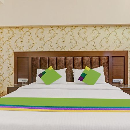 Hotel Castle View Агра Экстерьер фото