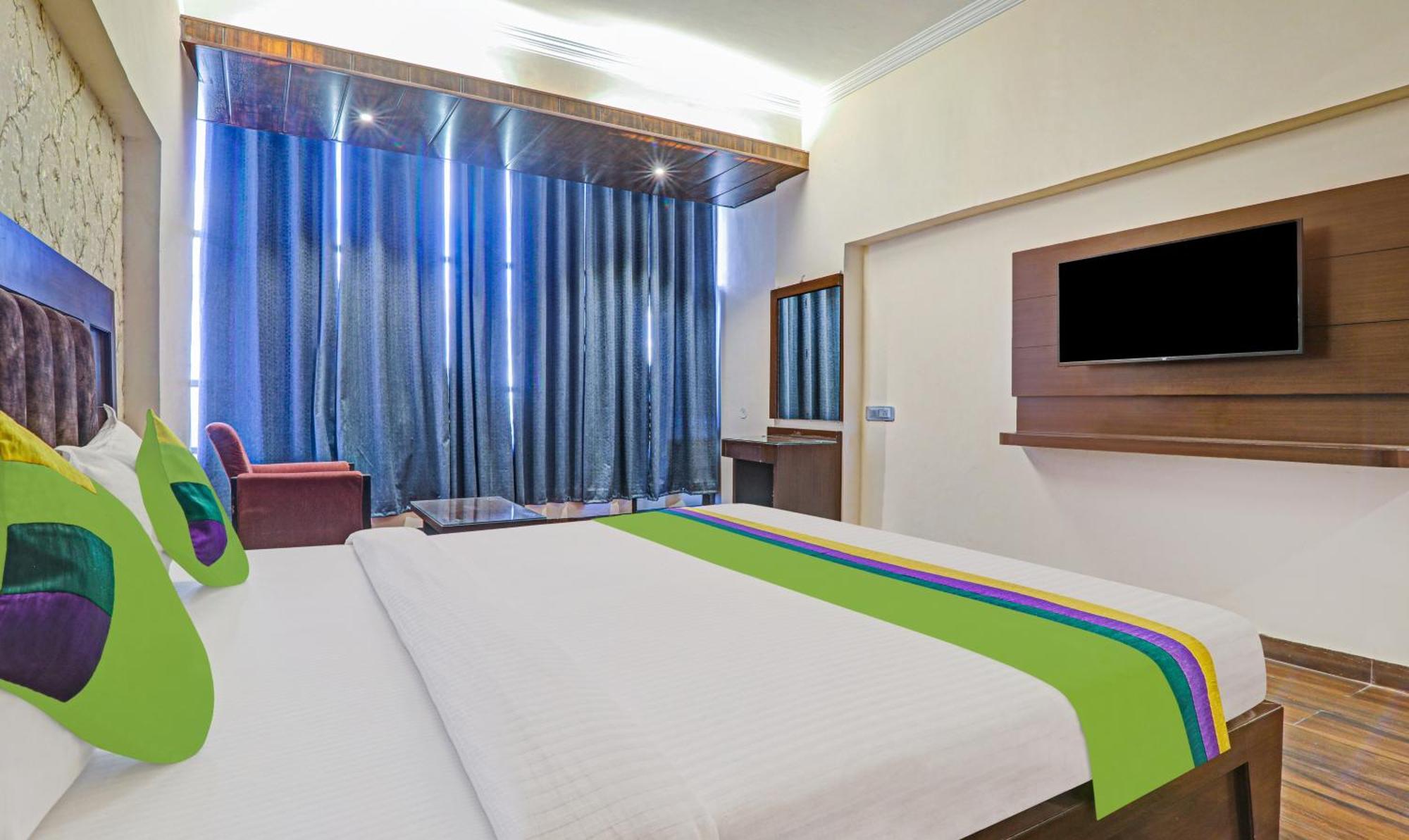 Hotel Castle View Агра Экстерьер фото